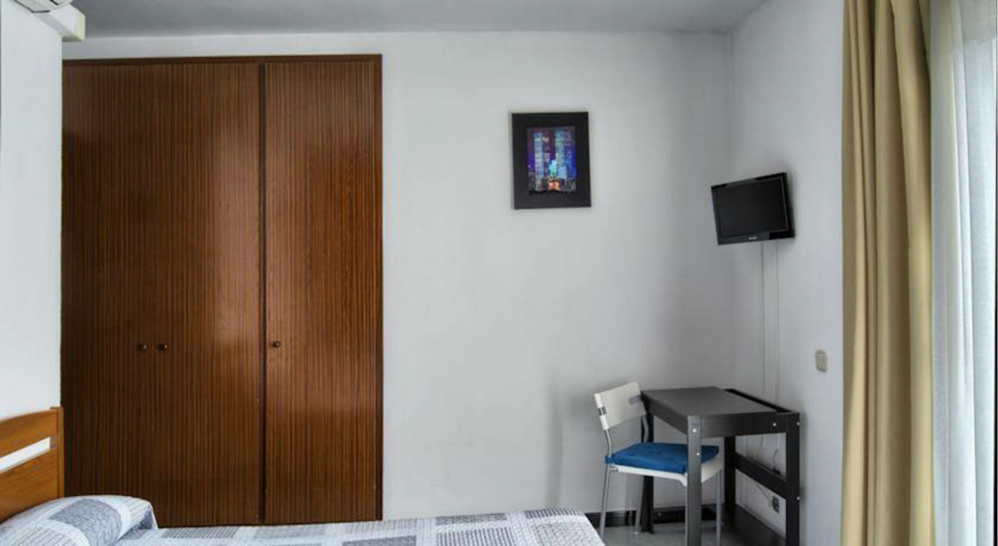 Hostal Bonavista Blanes Esterno foto